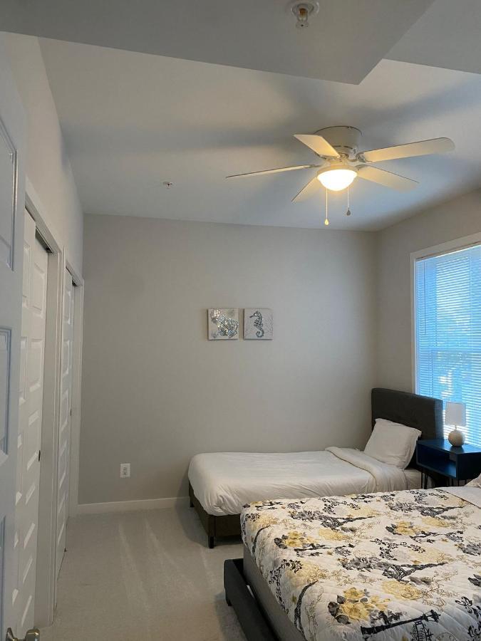 Spacious 3Bedroom Duplex With Rooftop Deck! วอชิงตัน ภายนอก รูปภาพ